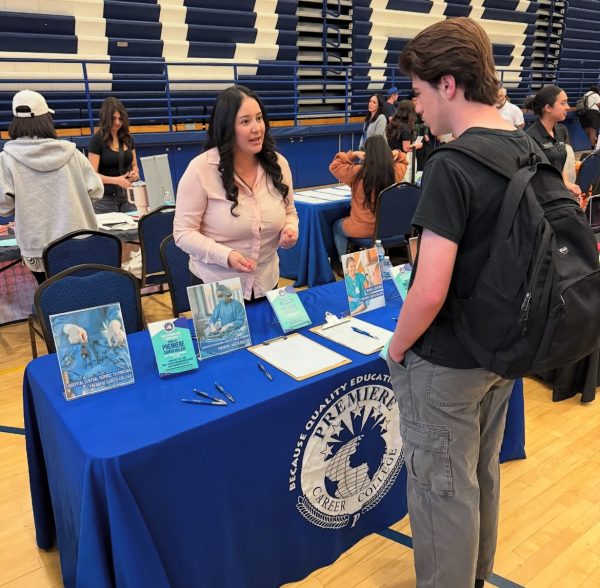 Premiere career college talks to students about opportunities in medical field!